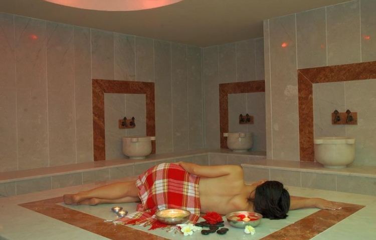 ROYAL GARDEN HOTEL