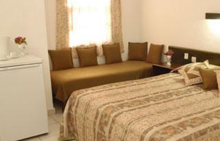 ST.NICHOLAS PARK HOTEL