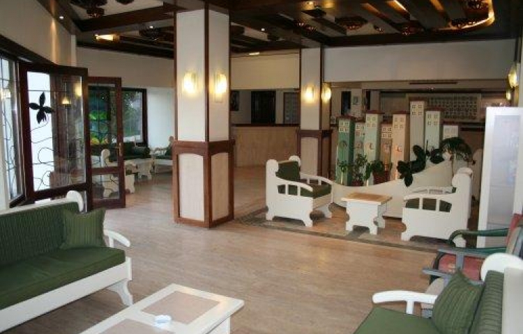 ST.NICHOLAS PARK HOTEL