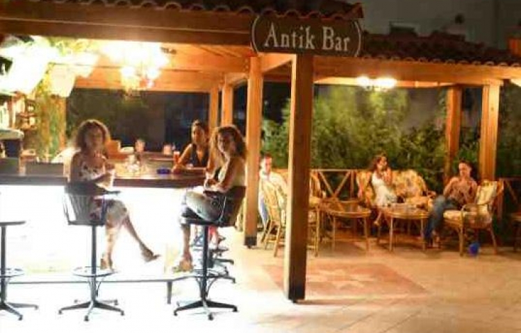 BITEZ ANTIK HOTEL