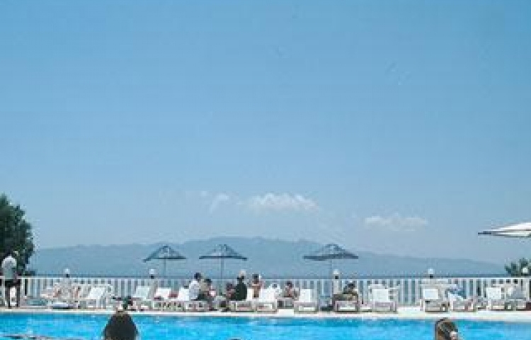 MALAMA BEACH HOTEL